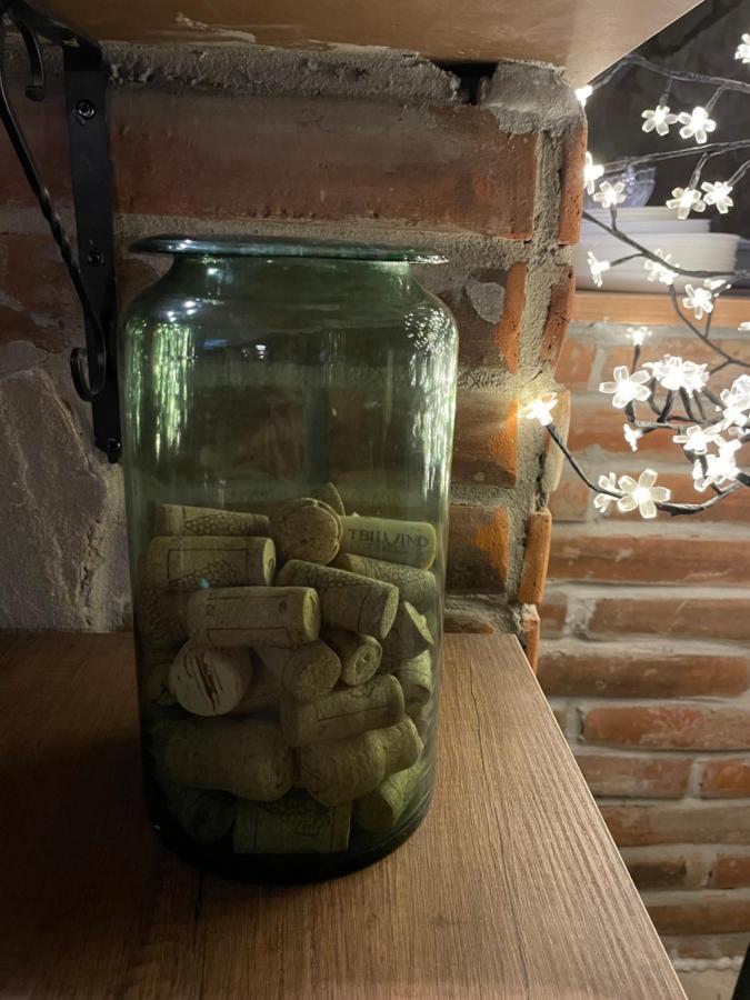 Chogo Hotel Kutaisi Eksteriør billede